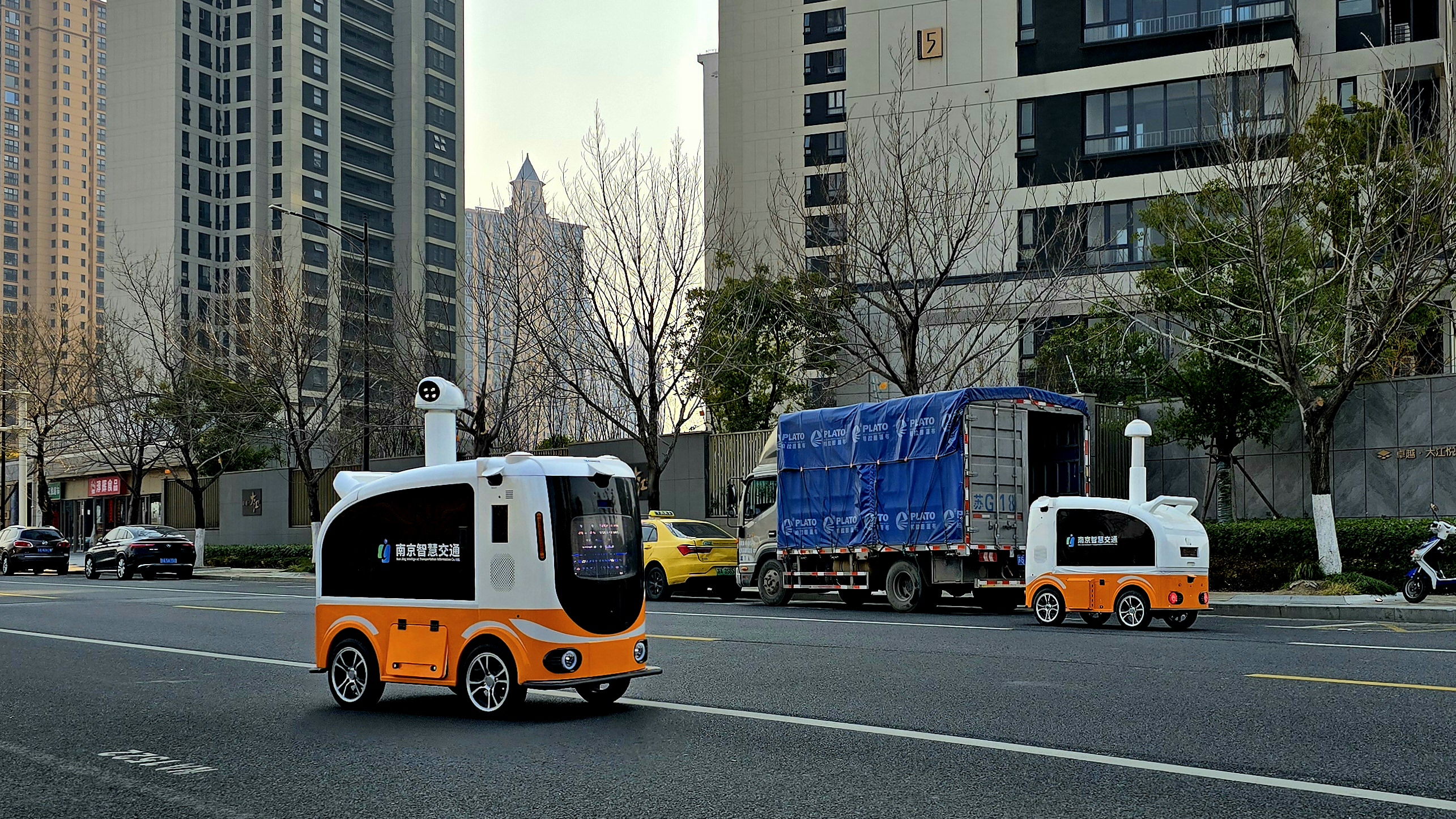 L4无人驾驶城市交通智慧巡检机器人